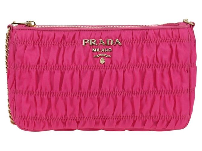 Borsa a spalla con catena Prada in nylon rosa e oro 1BH152 Auth SW2261SAM D'oro - vista 13