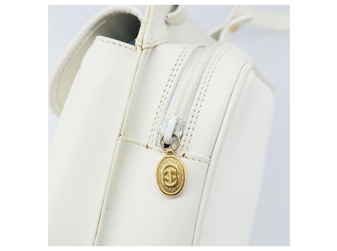 Gucci Borsa a Spalla Micro GG Supreme PVC Bianco Oro 007 115 0114 Auth AMZ052 D'oro - vista 17