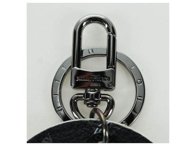 LOUIS VUITTON Monogram Eclipse Porte ClesVivienne Charm MP1993 LV Auth SW2315M - view 6