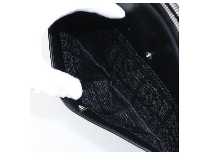 Cartier Borsa Clutch Pasha in Pelle Argento Nero Auth am11169A - vista 21