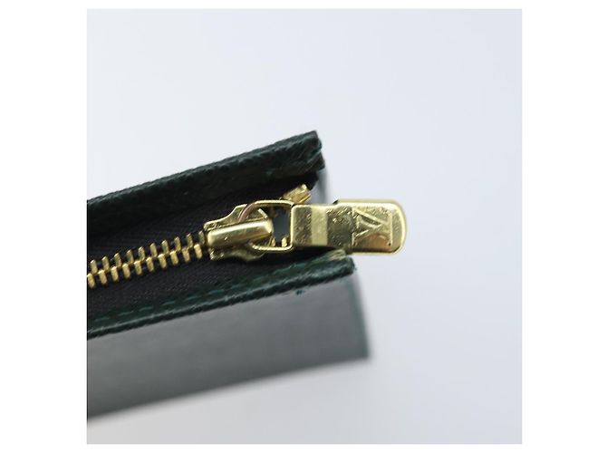 LOUIS VUITTON Poche Toilette Taiga 26 Epicea LV Auth BAZ284 - vista 9