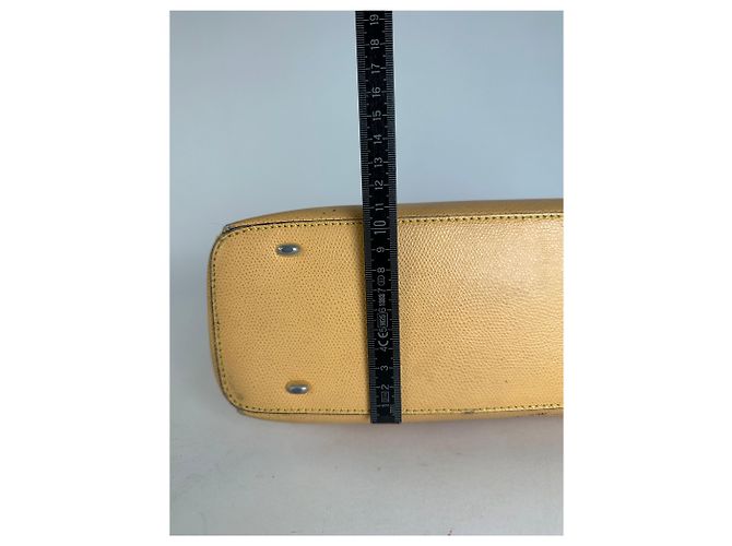 Céline Vintage Celine Paris Handtasche Beige - Ansicht 15