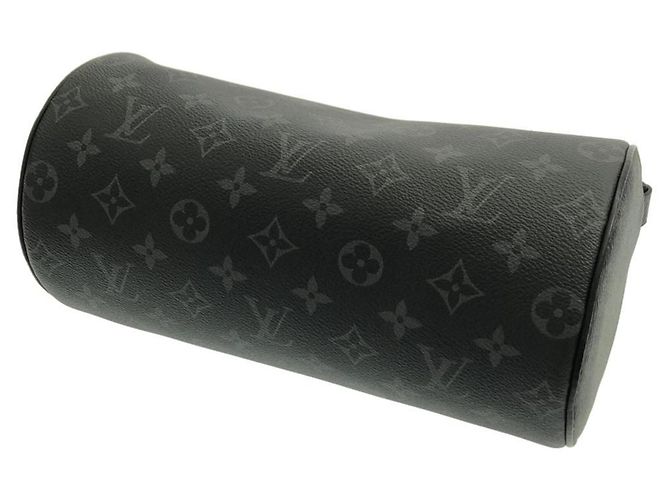 Louis Vuitton Monogram Eclipse Soft Polochon PM Handtasche Schwarz - Ansicht 3
