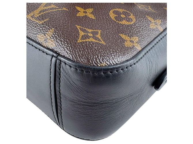 Bolso de Hombro Monogram Louis Vuitton Castaño Negro Monograma - vista 7