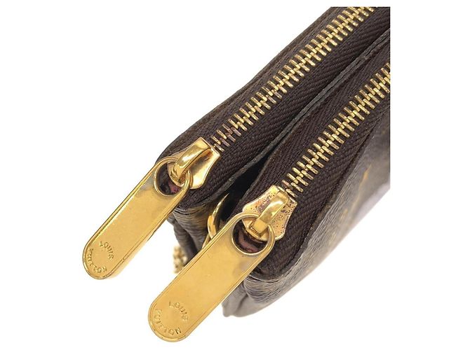 Vivienne Borsa a Spalla Pochette Double Zip Monogram Holiday Louis Vuitton Marrone - vista 5
