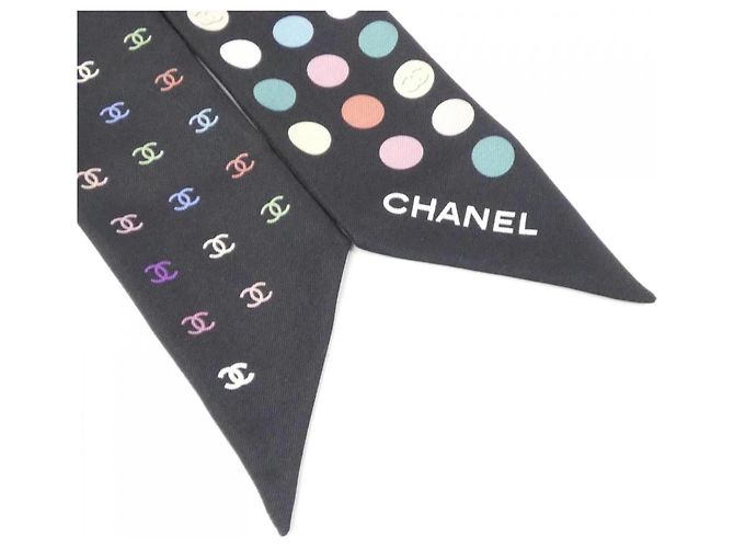 Timeless Schwarzer mehrfarbiger Seidenschal von Chanel Mehrfarben - Ansicht 2