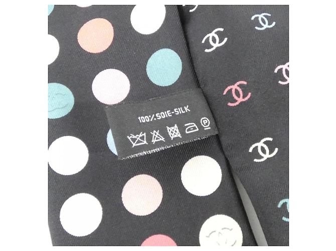 Timeless Schwarzer mehrfarbiger Seidenschal von Chanel Mehrfarben - Ansicht 4