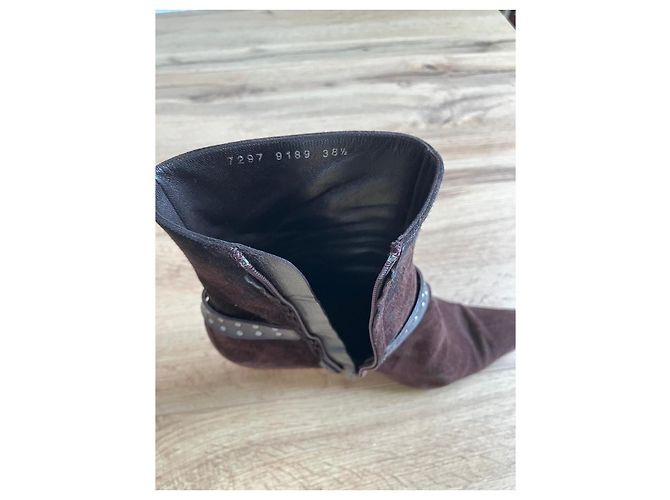 Bellissime ankle boot in pelle scamosciata marrone Sergio Rossi. - vista 6