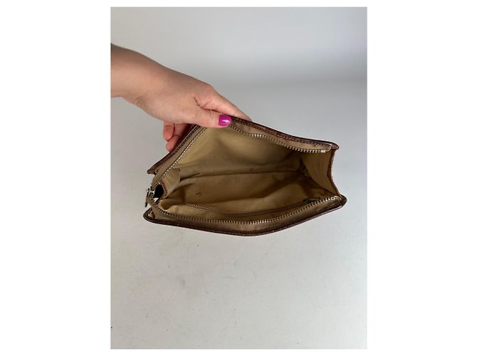 Céline Clutch in pelle monogramma Triomphe Celine Paris vintage beige marrone - vista 10