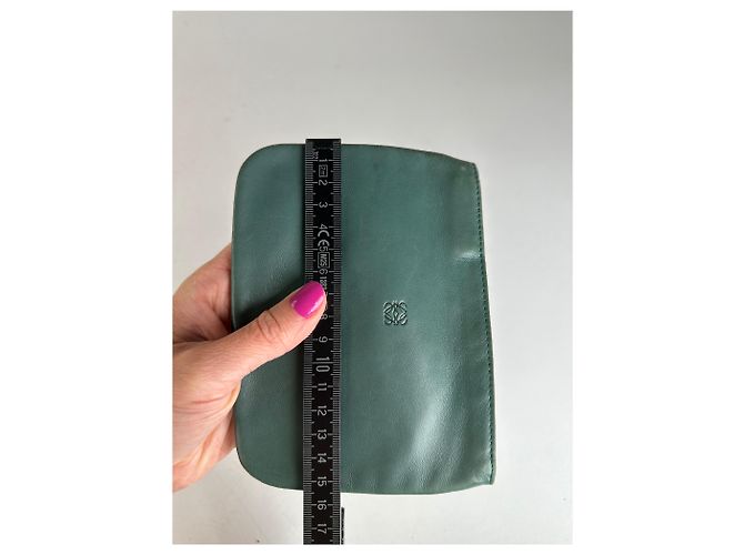 Clutch in pelle Loewe vintage verde - vista 5