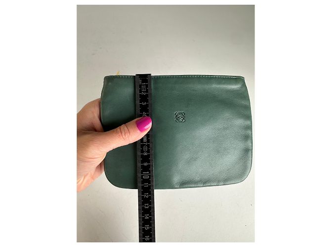 Clutch in pelle Loewe vintage verde - vista 6