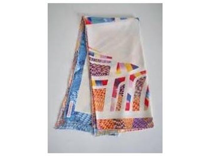 Hermès: RARO Sciarpa/Quadrato edizione speciale "Abito da Sera" Sete Marmo 90 cm Multicolore - vista 9