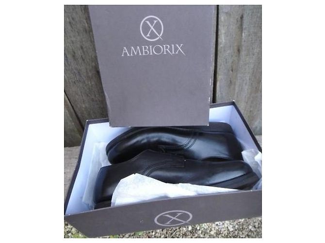 Autre Marque Derbies Ambiorix Molières in pelle nera Nero - vista 2