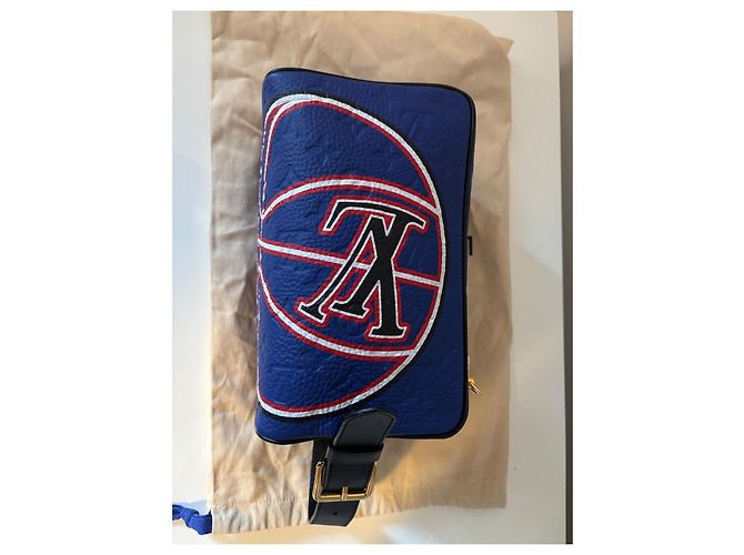 Clutch Louis Vuitton x NBA Blu Pelle di Vitello - vista 2