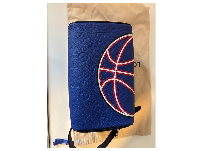 Clutch Louis Vuitton x NBA Blu Pelle di Vitello - vista 3