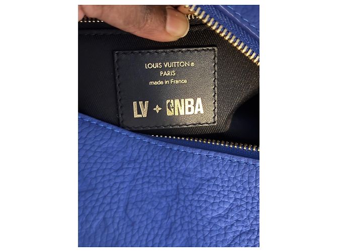 Clutch Louis Vuitton x NBA Blu Pelle di Vitello - vista 8