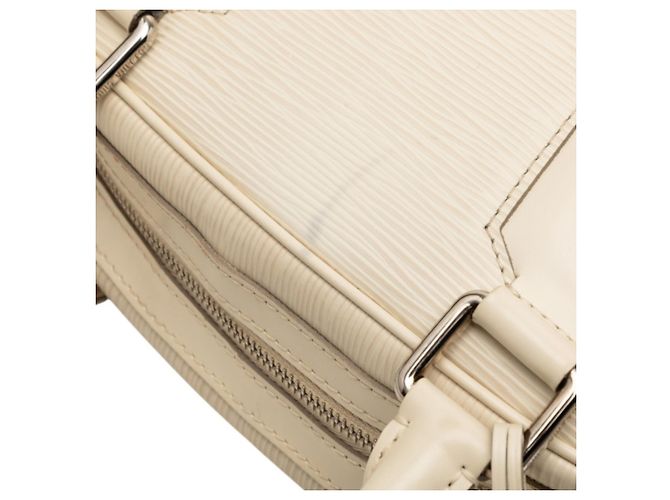 Borsa a mano Bowling Montaigne PM Epi Louis Vuitton Bianco Bianco sporco - vista 4