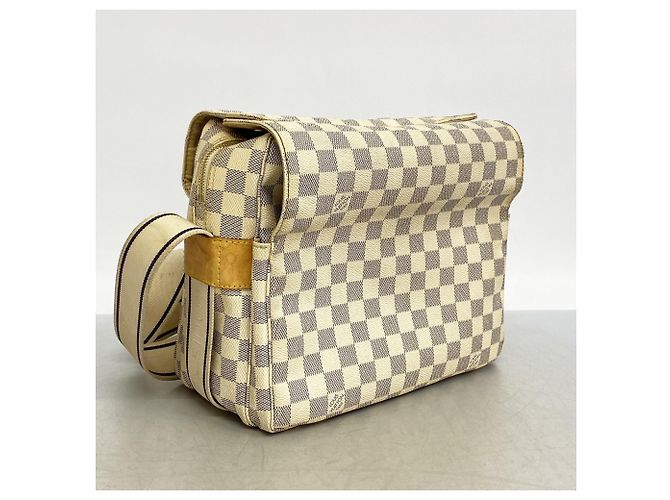 Bolsa de Ombro Naviglio Damier Azur Louis Vuitton Branco - vista 2