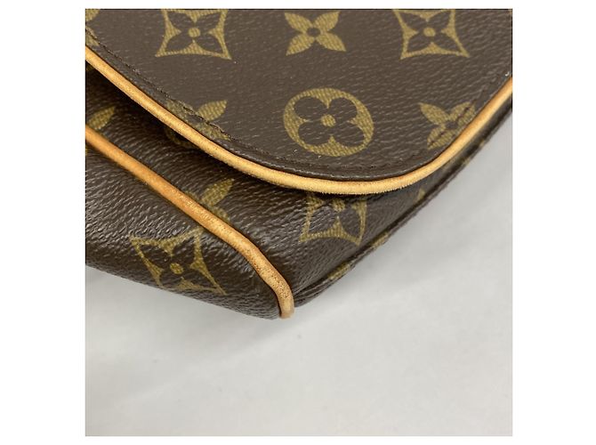 Borsa a Spalla Monogram Abbesses di Louis Vuitton Marrone - vista 8