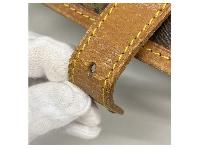 Borsa a Spalla Gibeciere GM Monogramma Louis Vuitton Marrone - vista 9