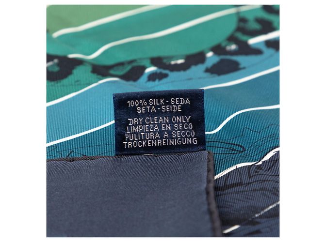 Foulard Hermès Carré 90 Jungle Love Multicolore Verde Blu navy - vista 10