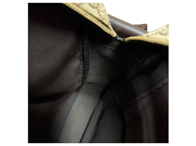 Bolso Mensajero GG Supreme de Gucci Castaño Beige - vista 9