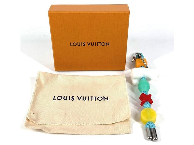 Louis Vuitton Monogramm LV Play Eisbär Schlüsselanhänger Weiß Mehrfarben - Ansicht 15