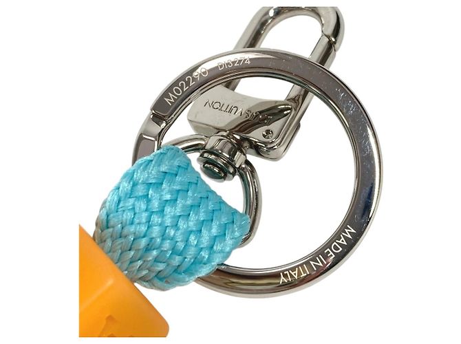 Louis Vuitton Monogramm LV Play Eisbär Schlüsselanhänger Weiß Mehrfarben - Ansicht 5