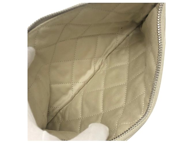 Borsa a Spalla Chanel 22 Small Coco Mark Marrone - vista 13