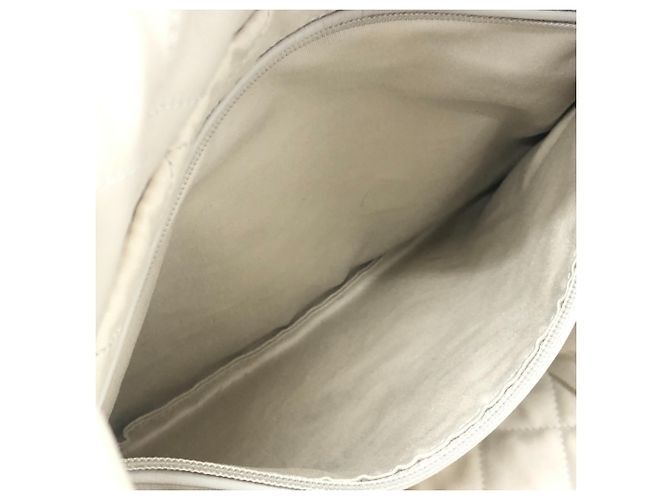 Borsa a Spalla Chanel 22 Small Coco Mark Marrone - vista 17