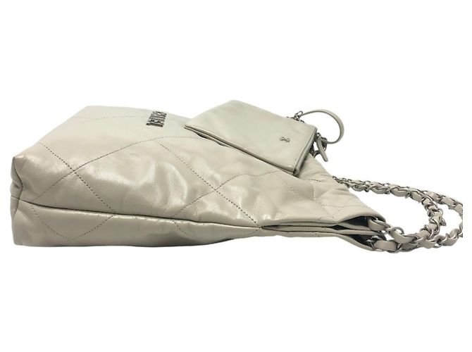 Borsa a Spalla Chanel 22 Small Coco Mark Marrone - vista 3