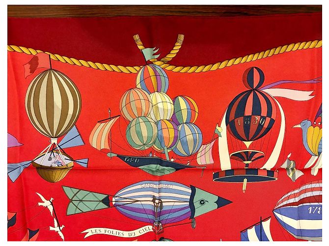 Hermès: "Les Folies Du Ciel" Seidentwill-Schal. 90 cm Ausgezeichneter Zustand Mehrfarben - Ansicht 3