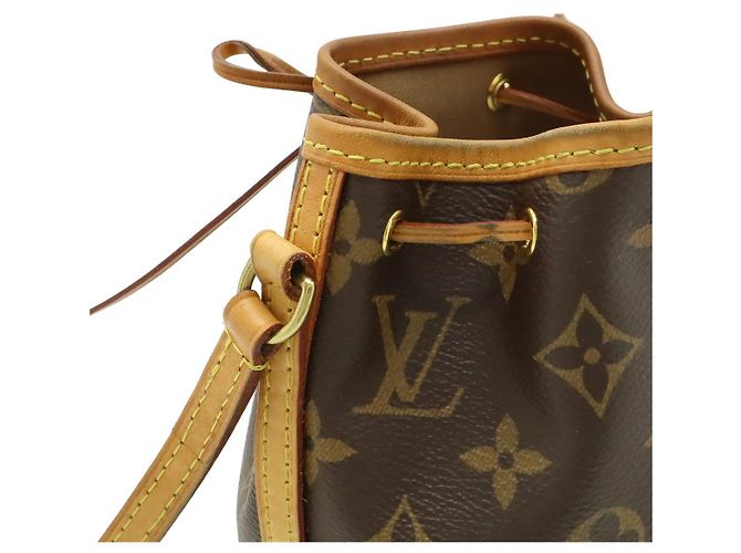 Noe Bolso de Hombro Nano Noé Monograma Louis Vuitton Castaño - vista 4