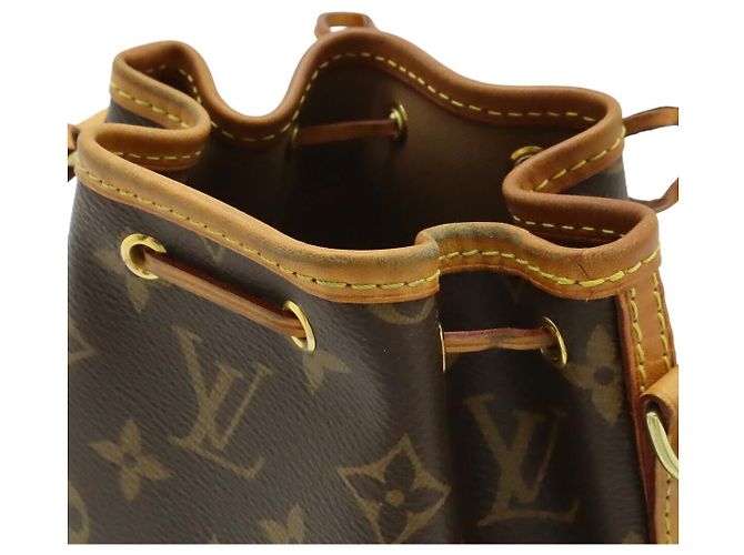 Noe Bolso de Hombro Nano Noé Monograma Louis Vuitton Castaño - vista 7