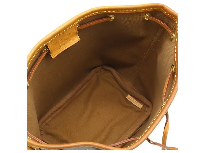 Noe Bolso de Hombro Nano Noé Monograma Louis Vuitton Castaño - vista 8