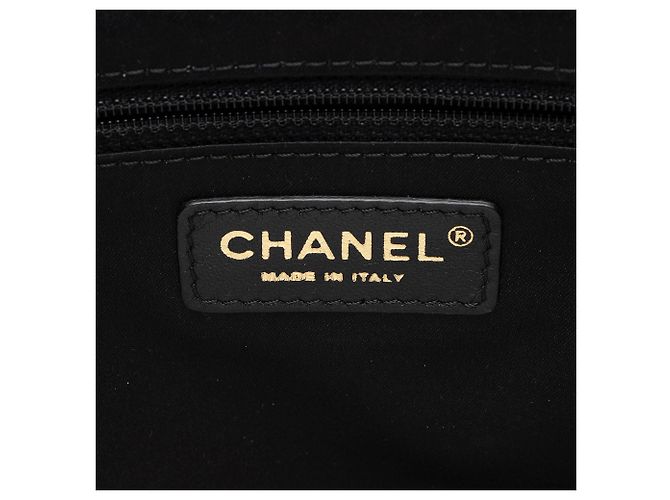 Gabrielle Chanel Medallion Tote aus Lammleder Schwarz - Ansicht 8