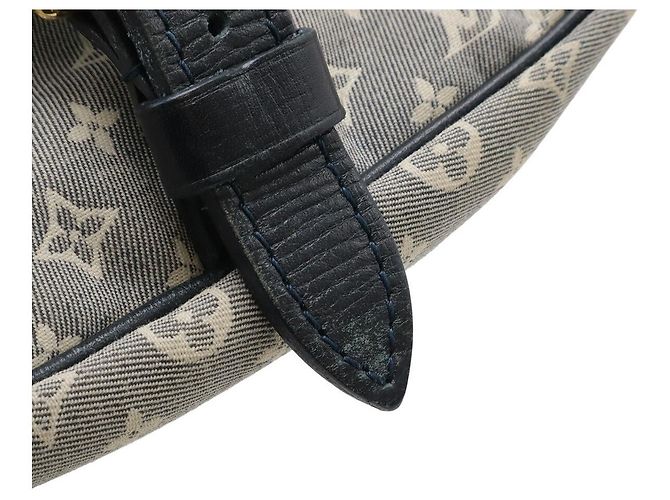Borsa a Spalla Saumur PM Monogram Idylle Louis Vuitton Blu - vista 4