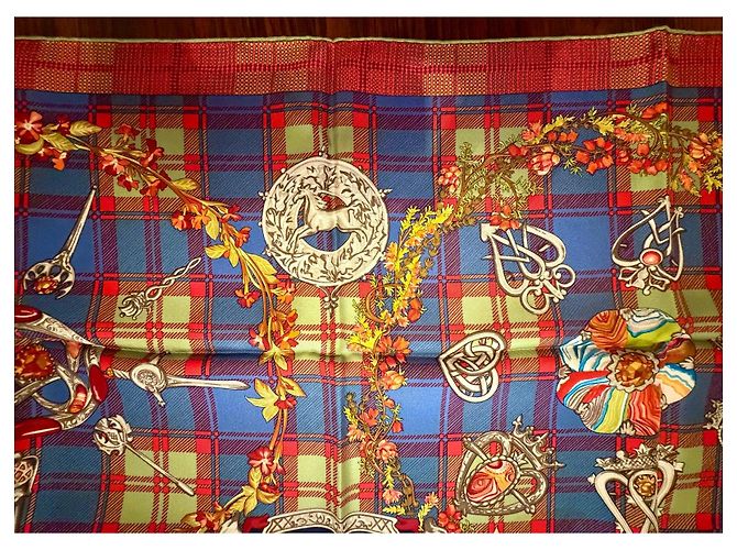 Hermès: Quadrat mit dem Titel 'Fleurs d'Ecosse' 90 cm Mehrfarben - Ansicht 3