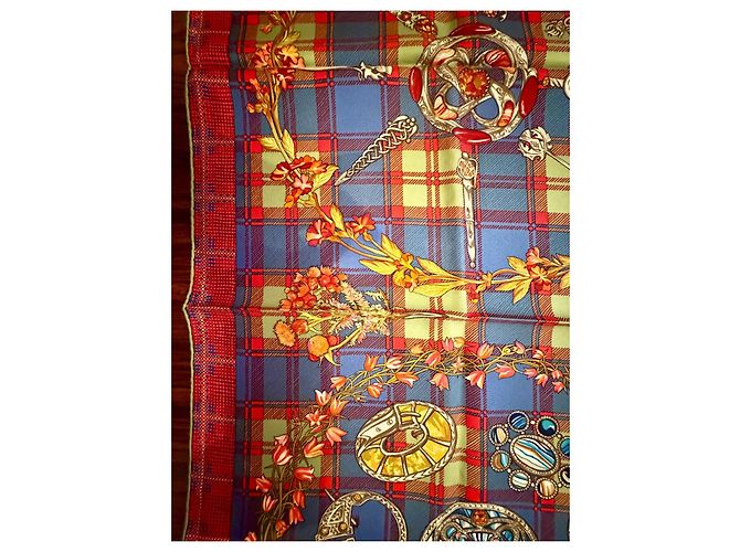 Hermès: Quadrat mit dem Titel 'Fleurs d'Ecosse' 90 cm Mehrfarben - Ansicht 5