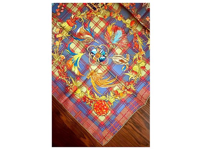 Hermès: Quadrat mit dem Titel 'Fleurs d'Ecosse' 90 cm Mehrfarben - Ansicht 8