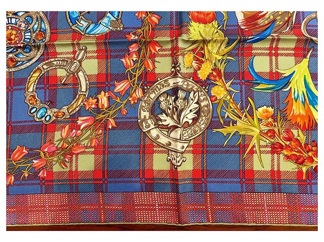 Hermès: Quadrat mit dem Titel 'Fleurs d'Ecosse' 90 cm Mehrfarben - Ansicht 9