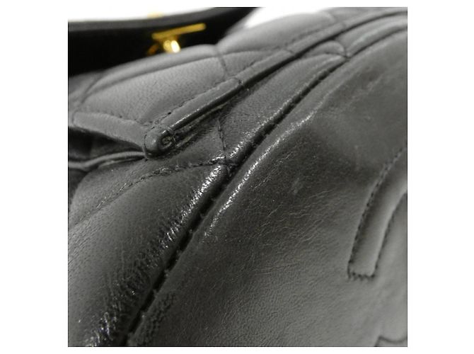 Timeless Chanel Rucksack aus Lammleder Schwarz Gold hardware - Ansicht 3