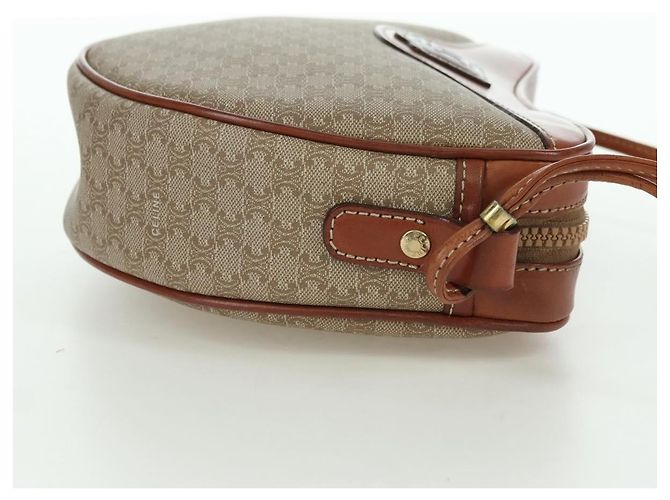 Céline Celine Vintage Macadam Canvas and Leather Beige - vista 4