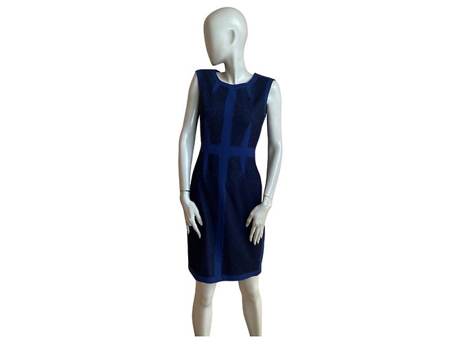 BCBG Max Azria Deep Blue Lace Dress – Structured Elegance ✨ Black Navy blue - view 4