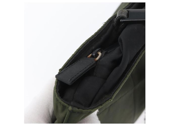 Tote PRADA Plastikkettentasche Nylon Khaki Silber Auth 174554 - Ansicht 10