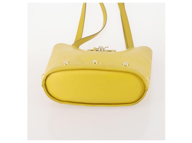 Borsa a Spalla Salvatore Ferragamo in Pelle 2 Pezzi Nero Giallo Auth YKZ815 - vista 7