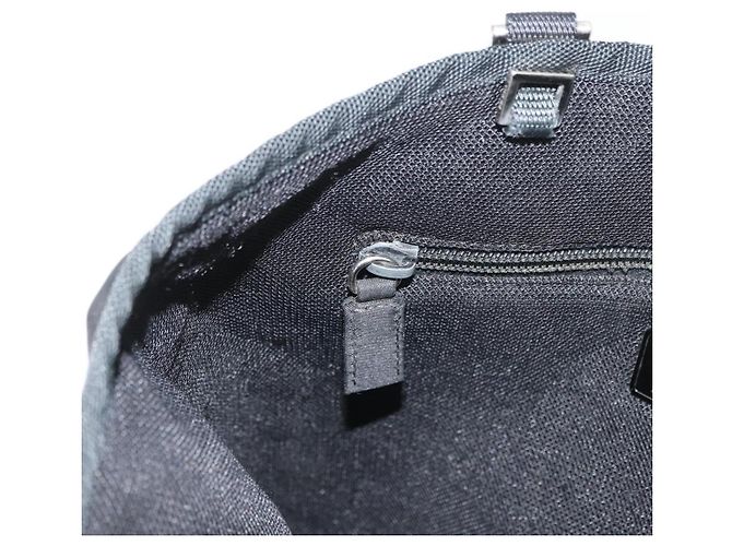 Prada Tote Bag aus schwarzem Nylon mit Silber authentisch kk655 - Ansicht 20