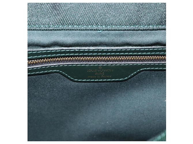 LOUIS VUITTON Borsa a Spalla Taiga Victor Épicea M30144 LV Auth ka3543 - vista 19