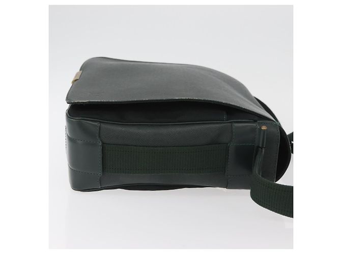 LOUIS VUITTON Borsa a Spalla Taiga Victor Épicea M30144 LV Auth ka3543 - vista 3
