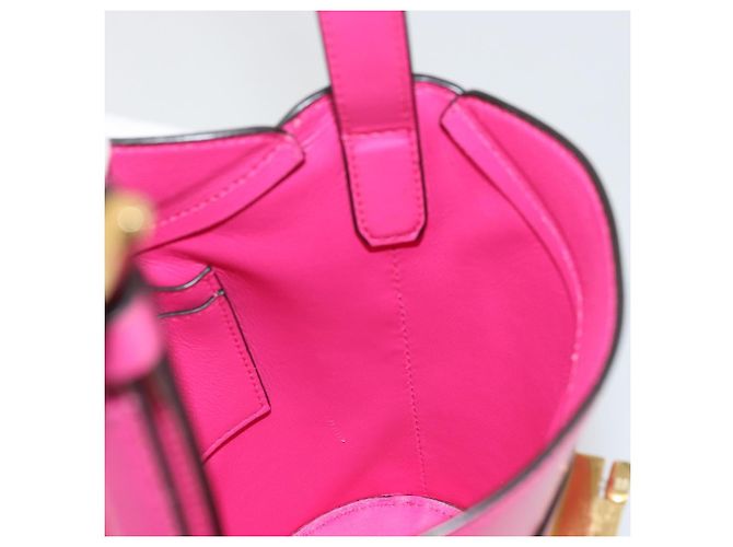 Borsa a Spalla Gancini in Pelle Rosa Oro Auth ARZ836A di Salvatore Ferragamo D'oro - vista 20